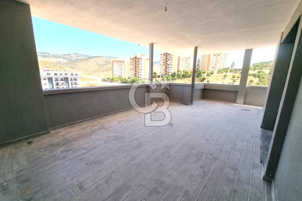 MENEMEN KOYUNDERE GAZİ MAHALLESİN'DE 2+1 SATILIK ARA KAT DAİRE