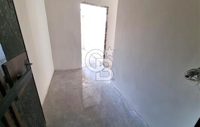 MENEMEN KOYUNDERE GAZİ MAHALLESİN'DE 2+1 SATILIK ARA KAT DAİRE