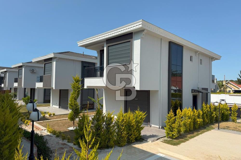Didim Sağtur Bölgesinde havuzlu sitede Tam müstakil villa..