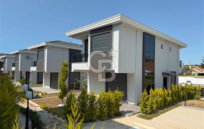 Didim Sağtur Bölgesinde havuzlu sitede Tam müstakil villa..
