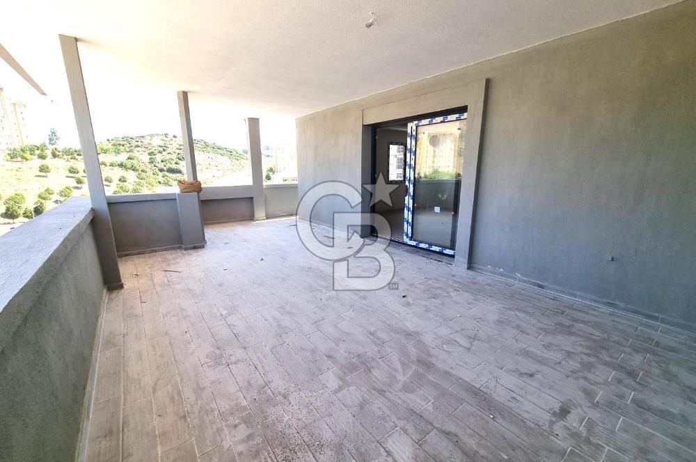MENEMEN KOYUNDERE GAZİ MAHALLESİN'DE 2+1 SATILIK ARA KAT DAİRE
