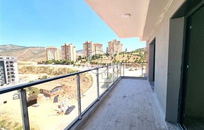 MENEMEN KOYUNDERE GAZİ MAHALLESİN'DE 2+1 SATILIK ARA KAT DAİRE