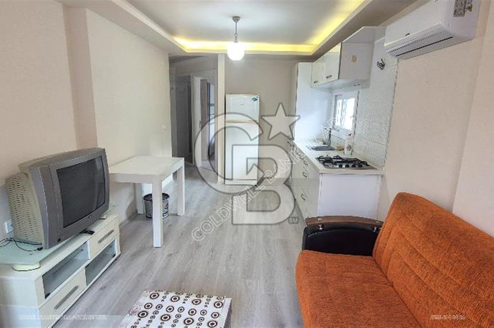 MERKEZİ KONUMDA, YATIRIMLIK VE OTURUMA UYGUN SATILIK 1+1 DAİRE!