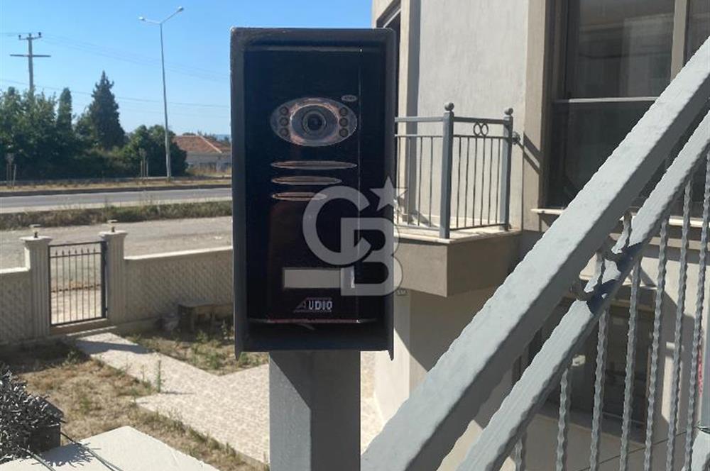 Seferihisar Tepecikte Satılık Tripleks Villa