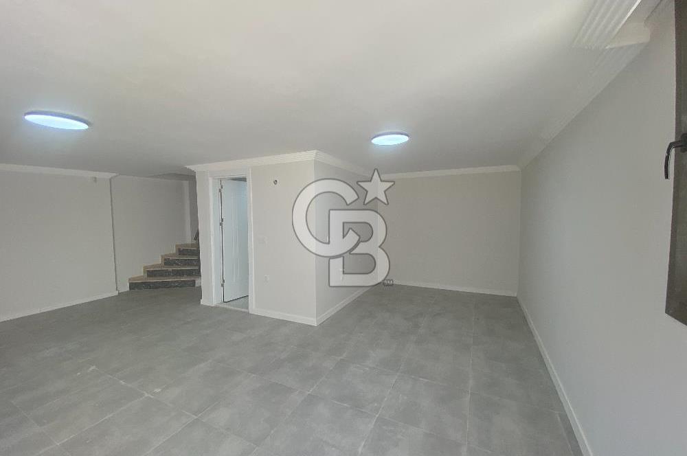 Seferihisar Tepecikte Satılık Tripleks Villa