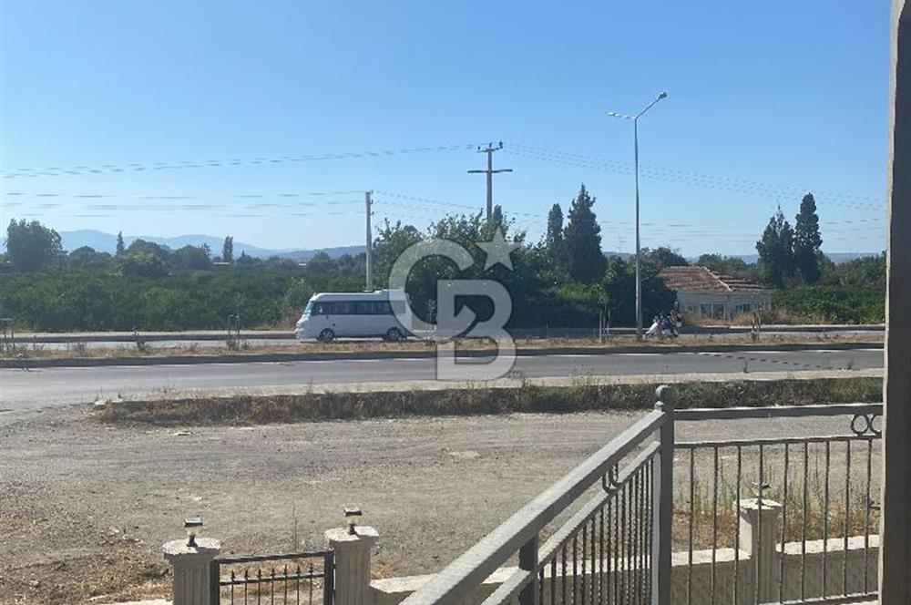 Seferihisar Tepecikte Satılık Tripleks Villa