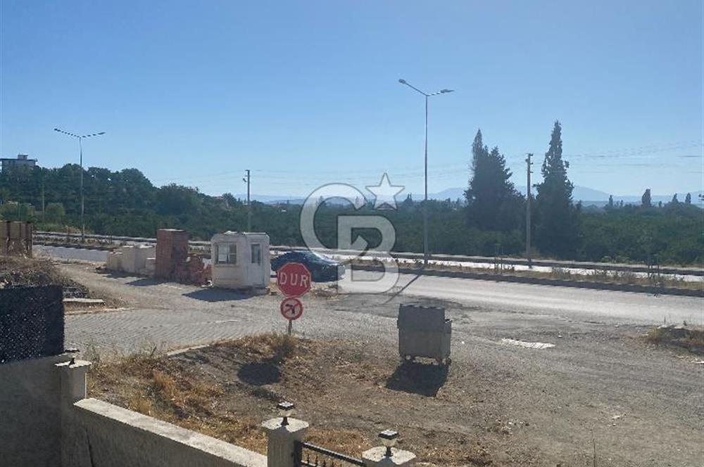 Seferihisar Tepecikte Satılık Tripleks Villa
