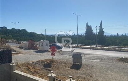 Seferihisar Tepecikte Satılık Tripleks Villa