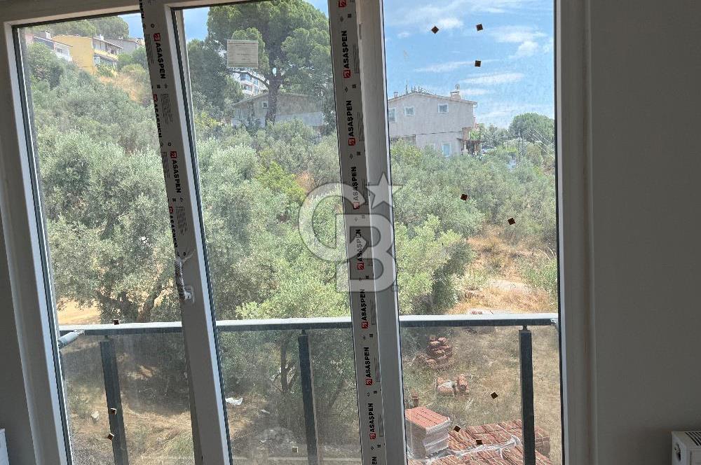 YALOVA ARMUTLU'DA SATILIK DENİZ VE DOĞA MANZARALI LÜKS DAİRE!..