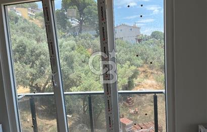 YALOVA ARMUTLU'DA SATILIK DENİZ VE DOĞA MANZARALI LÜKS DAİRE!..