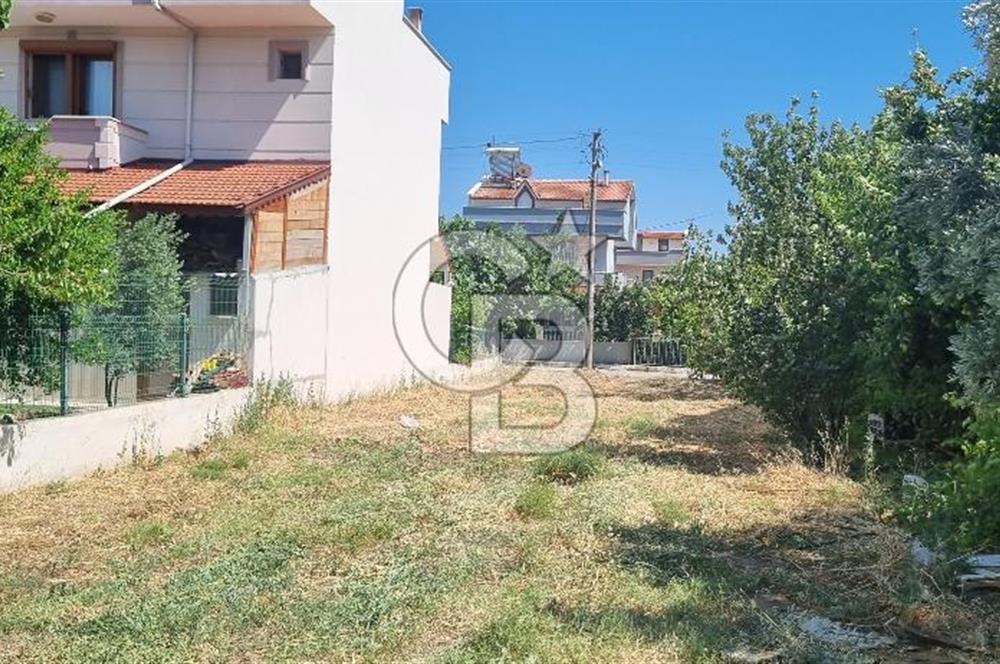 İZMİR DİKİLİ SALİHLER MAH GÜLKENT SİTESİNDE  VİLLA İMARLI SATILIK ARSA