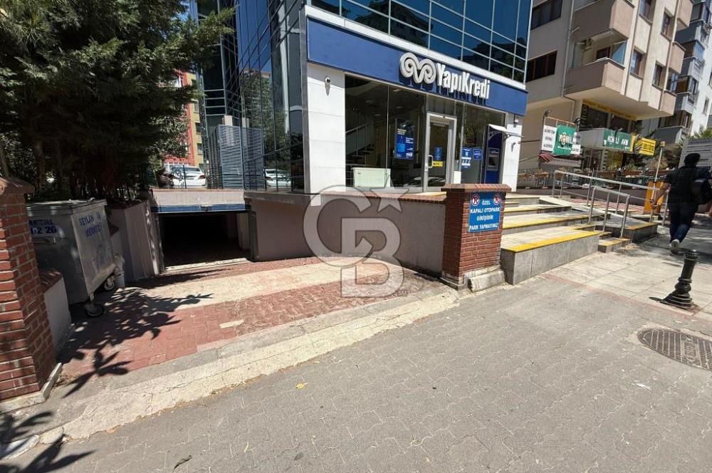 KADIKÖY KOZYATAĞI İNÖNÜ CADDESİ PRESTİJLİ BİNA SATILIK OFİS KATI