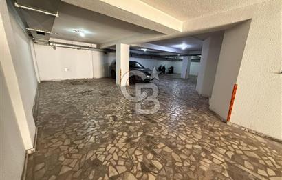 KADIKÖY KOZYATAĞI İNÖNÜ CADDESİ PRESTİJLİ BİNA SATILIK OFİS KATI