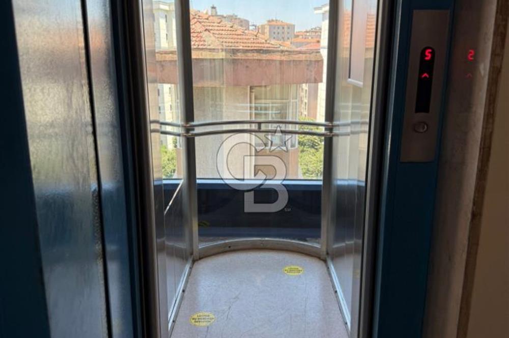 KADIKÖY KOZYATAĞI İNÖNÜ CADDESİ PRESTİJLİ BİNA SATILIK OFİS KATI