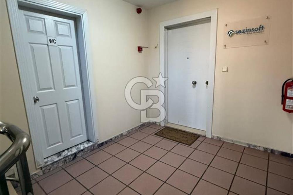 KADIKÖY KOZYATAĞI İNÖNÜ CADDESİ PRESTİJLİ BİNA SATILIK OFİS KATI