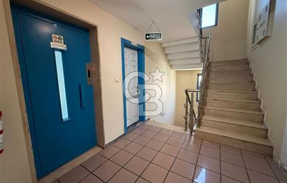 KADIKÖY KOZYATAĞI İNÖNÜ CADDESİ PRESTİJLİ BİNA SATILIK OFİS KATI
