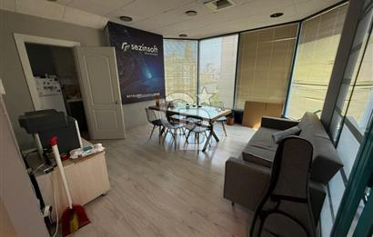 KADIKÖY KOZYATAĞI İNÖNÜ CADDESİ PRESTİJLİ BİNA SATILIK OFİS KATI