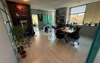KADIKÖY KOZYATAĞI İNÖNÜ CADDESİ PRESTİJLİ BİNA SATILIK OFİS KATI