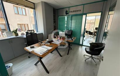 KADIKÖY KOZYATAĞI İNÖNÜ CADDESİ PRESTİJLİ BİNA SATILIK OFİS KATI