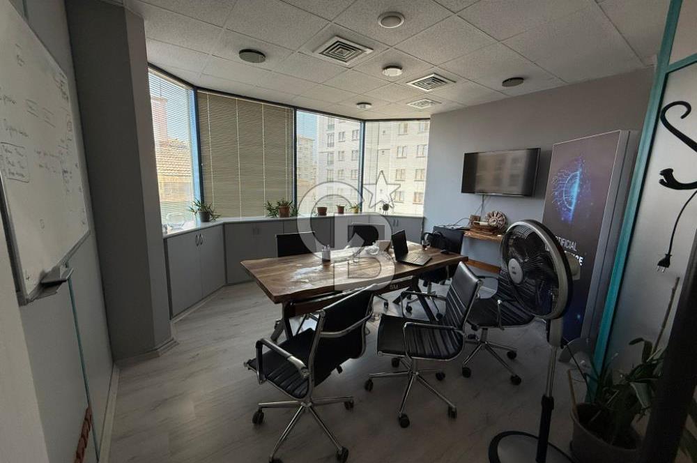 KADIKÖY KOZYATAĞI İNÖNÜ CADDESİ PRESTİJLİ BİNA SATILIK OFİS KATI