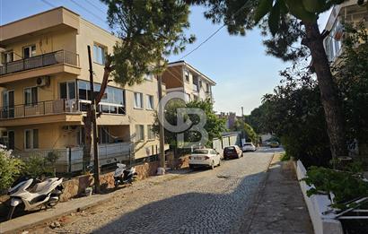 Ali Çetinkaya Mh'de Arakat Ön Cephe Yenilenmiş Satılık 2+1 Daire