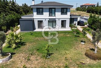 SİLİVRİ KAVAKLI DA 4+1 EŞYALI KİRALIK VİLLA