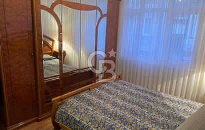 KARŞIYAKADA FIRSAT DAİRE 3+1 KÖŞE AYDINLIK VE DEĞERLİ ARSA PAYI