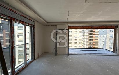 GÖZTEPE TANZİMAT SOKAKTA KATTA TEK 4,5+1 160 M2 NET EYLÜL TESLİM