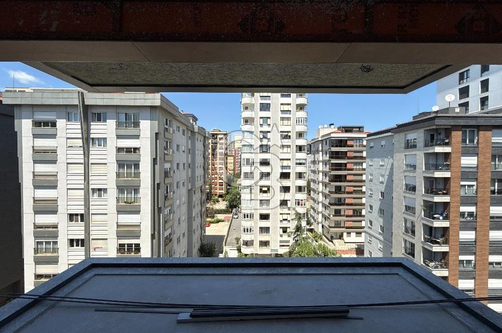 GÖZTEPE TANZİMAT SOKAKTA KATTA TEK 4,5+1 160 M2 NET EYLÜL TESLİM