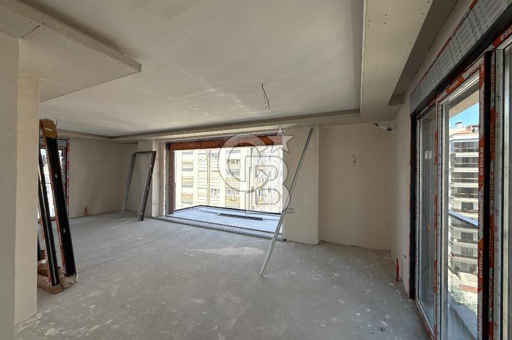 GÖZTEPE TANZİMAT SOKAKTA KATTA TEK 4,5+1 160 M2 NET EYLÜL TESLİM