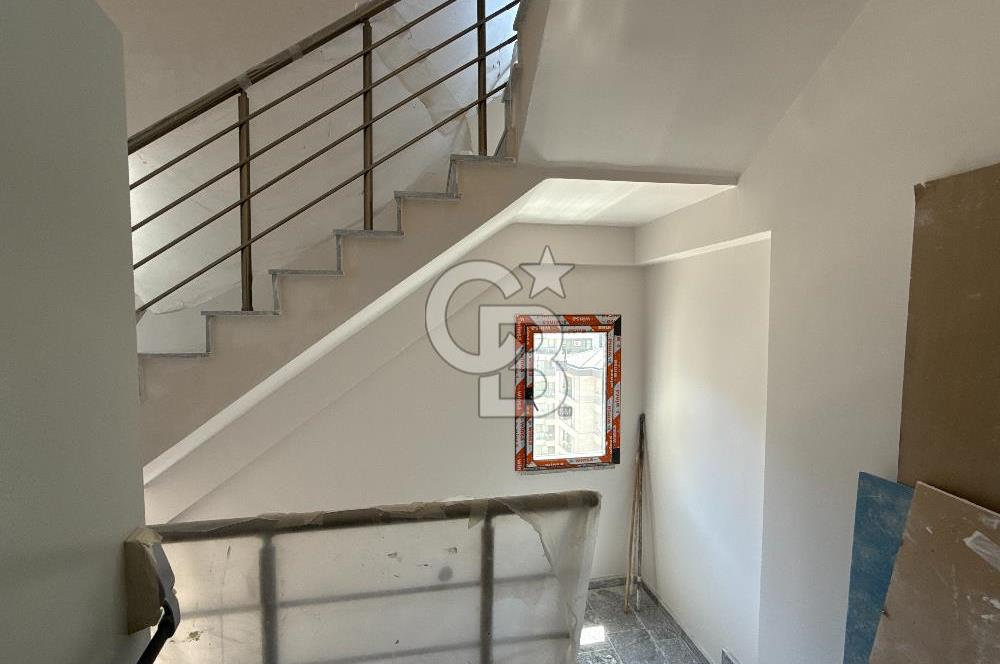 GÖZTEPE TANZİMAT SOKAKTA KATTA TEK 4,5+1 160 M2 NET EYLÜL TESLİM