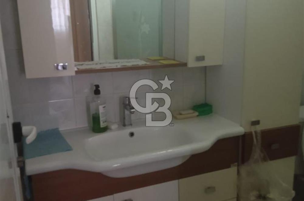 KARABAĞLARDA KOMPLE SATILIK BİNA