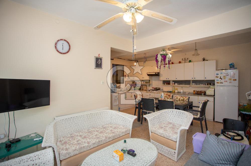 Urla Çeşmealtı'nda Satılık Deniz Manzaralı Tripleks Villa