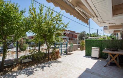 Urla Çeşmealtı'nda Satılık Deniz Manzaralı Tripleks Villa