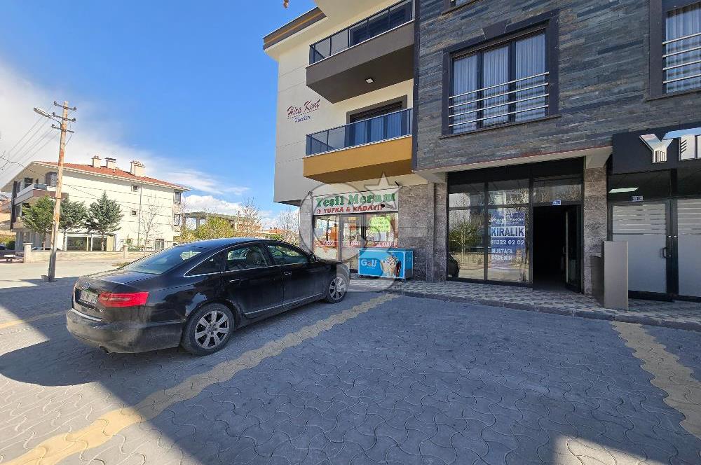 KONYA SELÇUKLU BUHARA MAHALLESİNDE YOLA CEPHELİ YENİ DÜKKAN FIRSATI!
