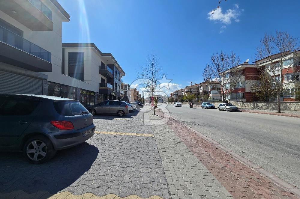 KONYA SELÇUKLU BUHARA MAHALLESİNDE YOLA CEPHELİ YENİ DÜKKAN FIRSATI!