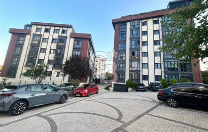 Çekmeköy Alemdağ'da Site içerisinde 3+1 özel dekorasyonlu daire