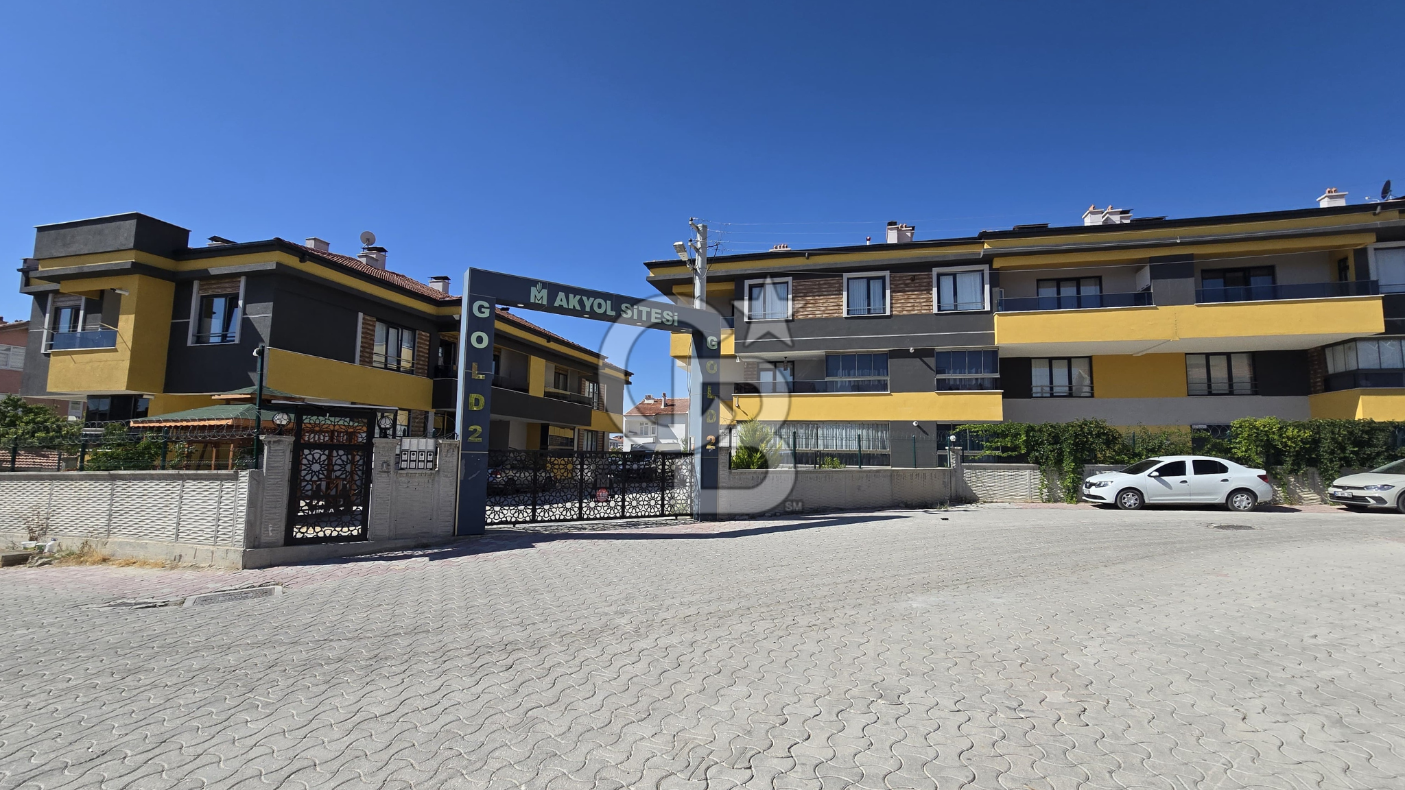 COLDWELL BANKER'DAN HOCACİHAN’DA YATIRIMLIK VE YAŞAMA HAZIR 2+1 DAİRE!