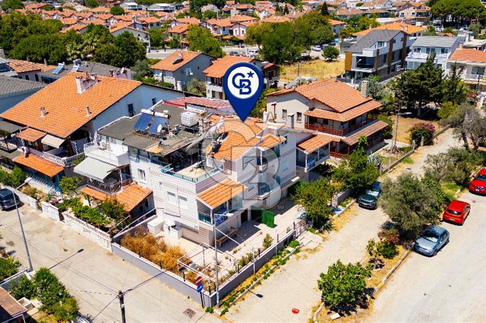 Urla Çeşmealtı'nda Komple Satılık 3 Villa