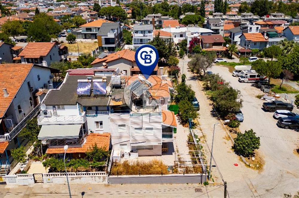 Urla Çeşmealtı'nda Komple Satılık 3 Villa