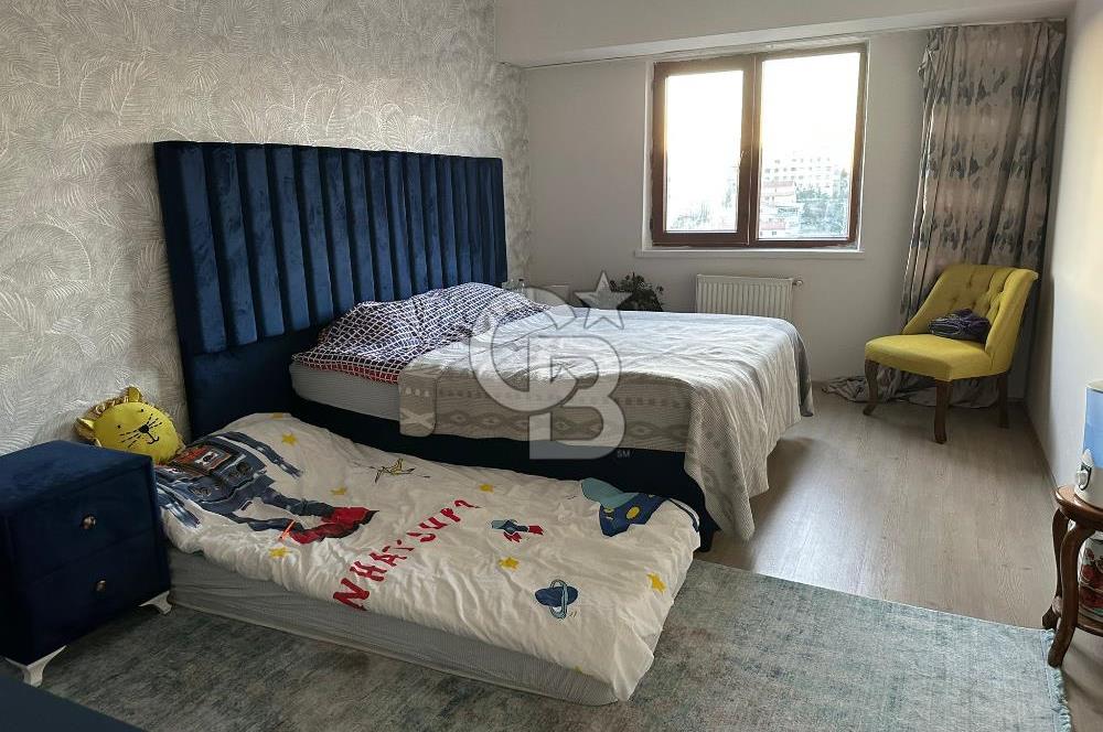LİZBONDA SATILIK 5+1 DUBLEKS