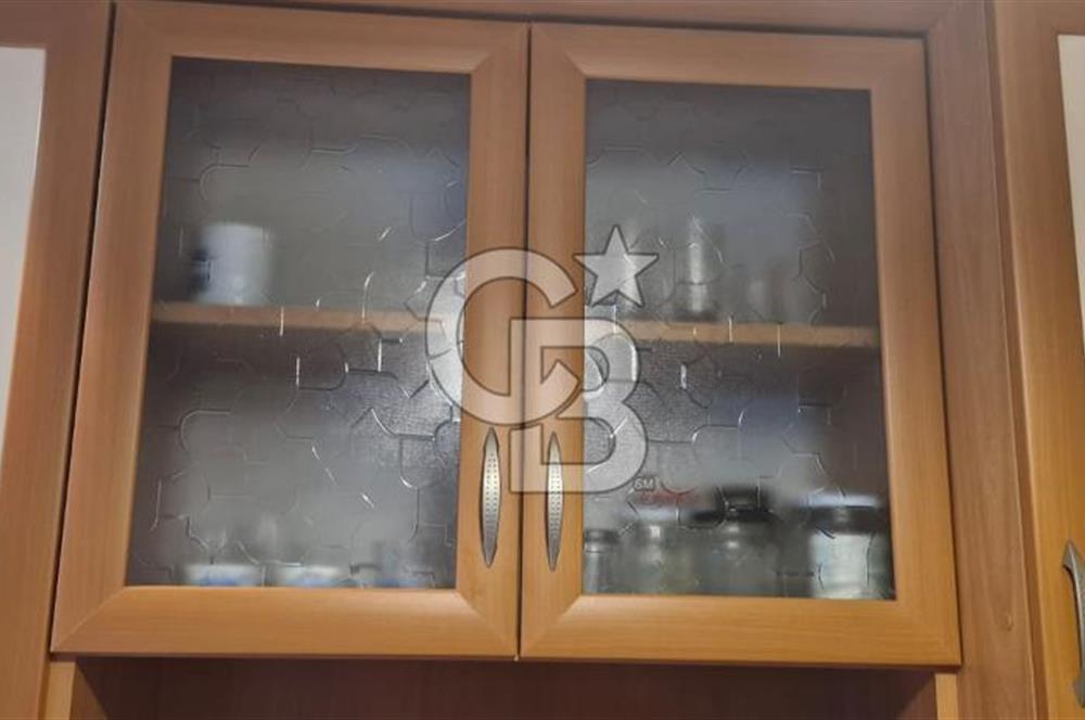 Balçova’da Ekonomi Üniversitesine Yürüme Mesafesinde Eşyalı Kiralık 3+1 Daire