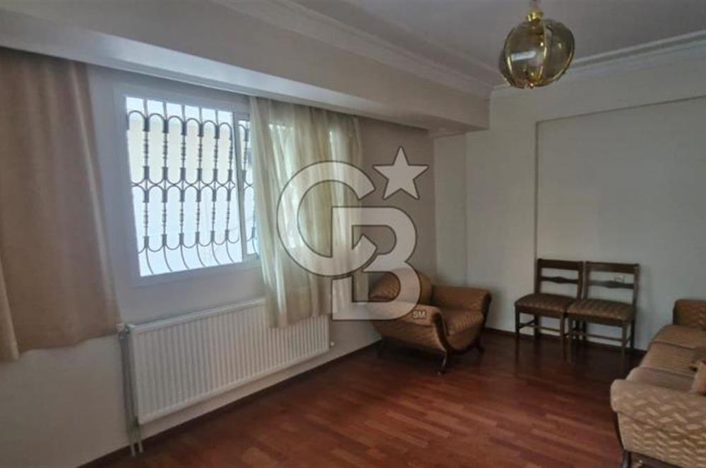 Balçova’da Ekonomi Üniversitesine Yürüme Mesafesinde Eşyalı Kiralık 3+1 Daire
