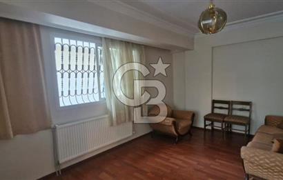 Balçova’da Ekonomi Üniversitesine Yürüme Mesafesinde Eşyalı Kiralık 3+1 Daire