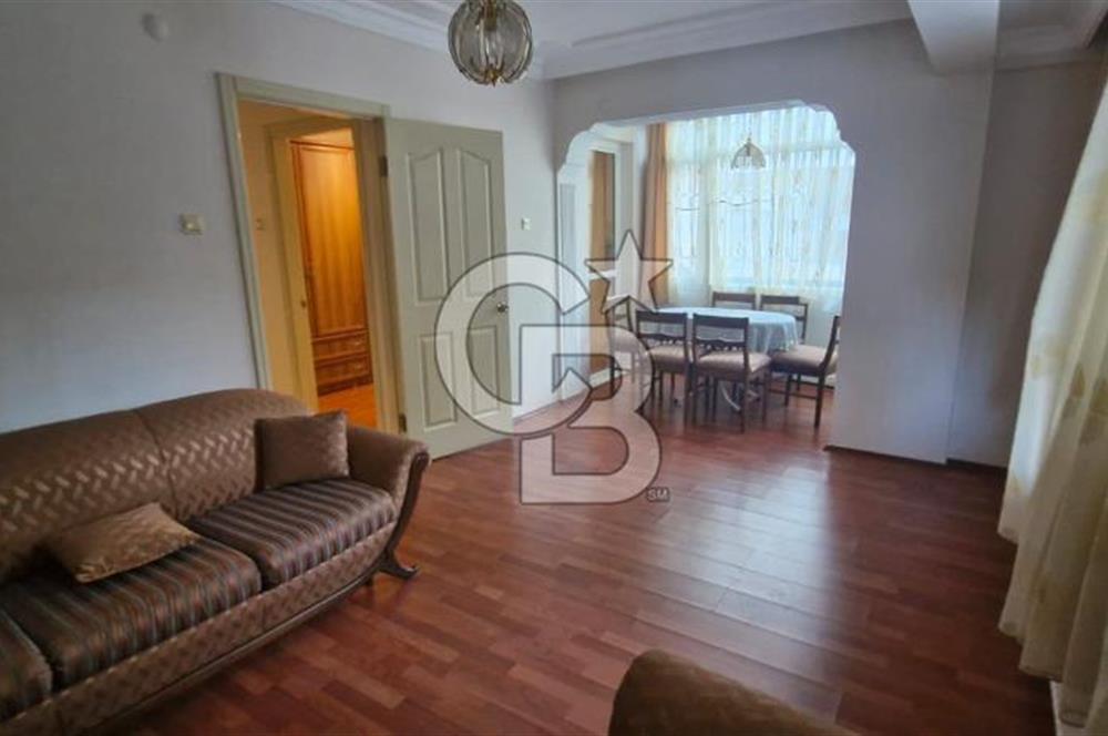 Balçova’da Ekonomi Üniversitesine Yürüme Mesafesinde Eşyalı Kiralık 3+1 Daire