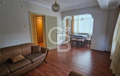 Balçova’da Ekonomi Üniversitesine Yürüme Mesafesinde Eşyalı Kiralık 3+1 Daire