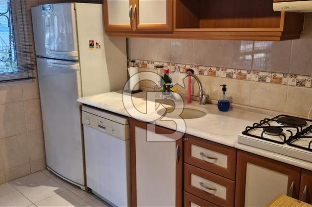 Balçova’da Ekonomi Üniversitesine Yürüme Mesafesinde Eşyalı Kiralık 3+1 Daire