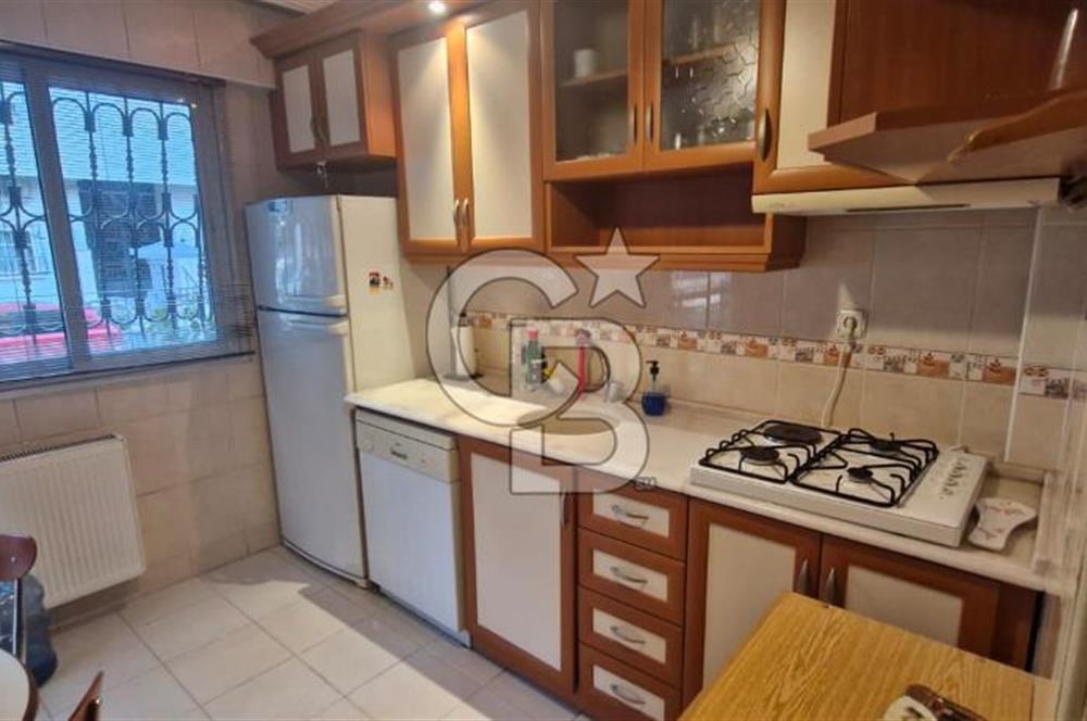 Balçova’da Ekonomi Üniversitesine Yürüme Mesafesinde Eşyalı Kiralık 3+1 Daire