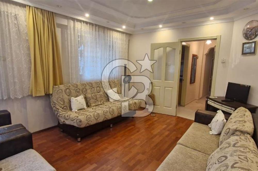Balçova’da Ekonomi Üniversitesine Yürüme Mesafesinde Eşyalı Kiralık 3+1 Daire