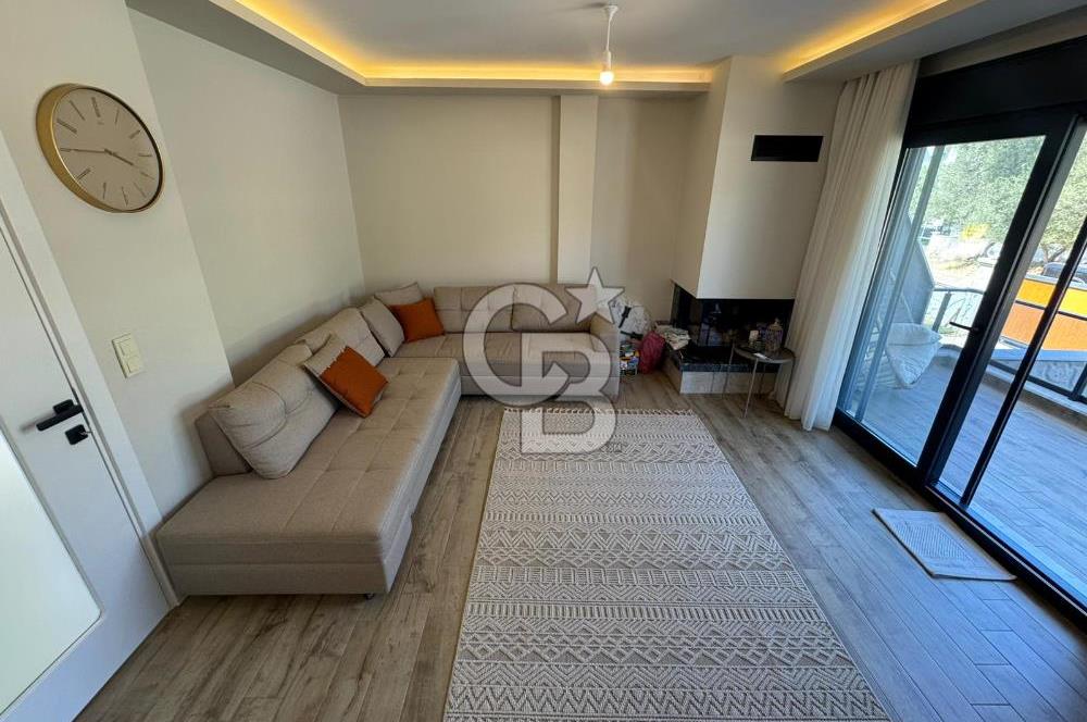 GÖMEÇ KARAAĞAÇ'TA, DENİZ MANZARALI, HAVUZLU, TRİPLEKS VİLLA